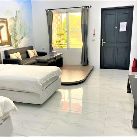 Kenting Hemingway Appartement Buitenkant foto